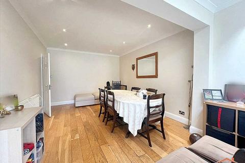 44 Alicia Avenue, Harrow, HA3 8HS