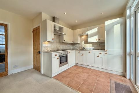 35 Coleridge Road, Exeter, EX2 9BZ