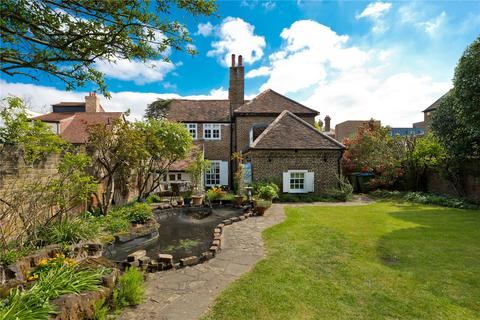 4 bedroom detached house for sale, Church Walk, Thames Ditton, Surrey, KT7