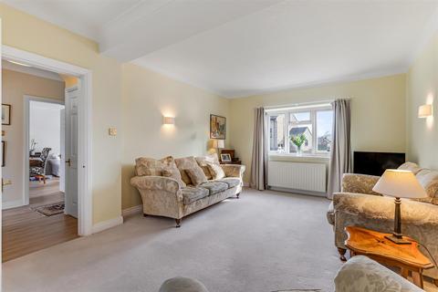 3 bedroom detached house for sale, Bolton Road, Addingham LS29
