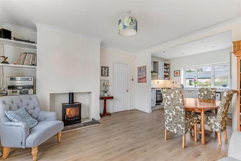 3 bedroom detached house for sale, Bolton Road, Addingham LS29