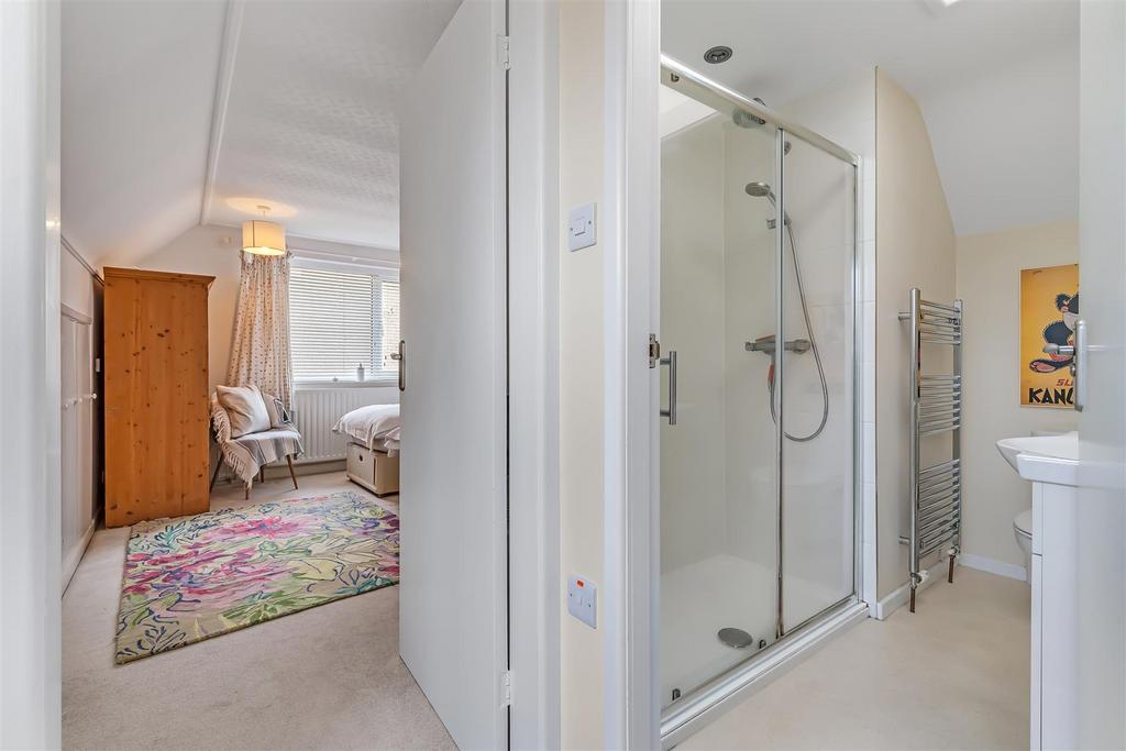 Shower Room.jpg