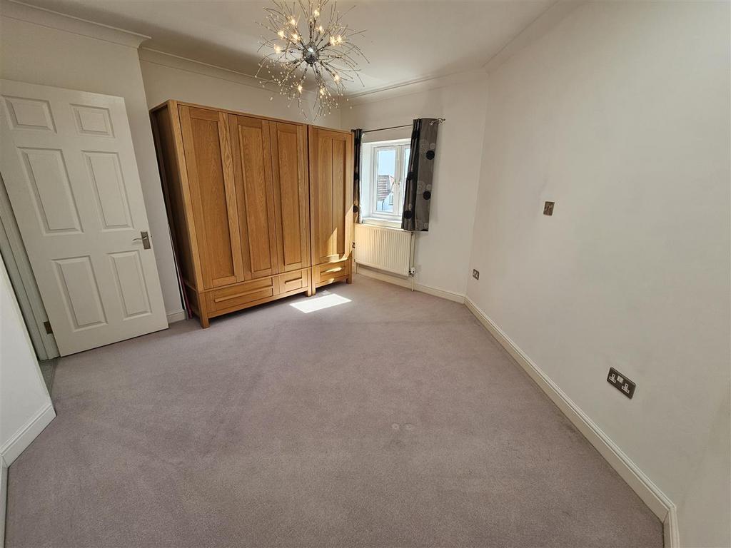 Bedroom 2.jpg