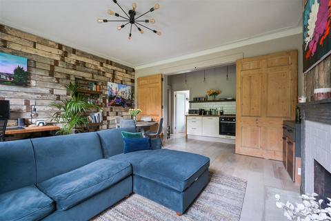 1 bedroom flat for sale, Fortess Road, Kentish Town, NW5