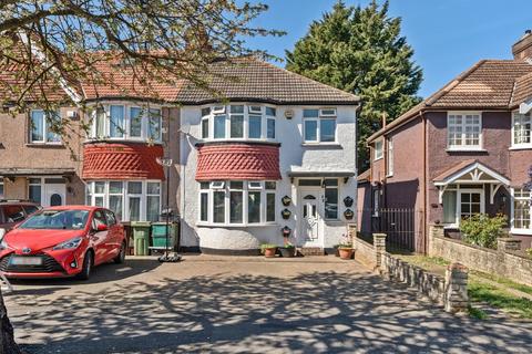 102 Kingston Avenue, Cheam, Sutton, SM3 9UF