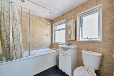 102 Kingston Avenue, Cheam, Sutton, SM3 9UF