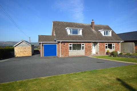 Dolfor, Newtown, Powys, SY16