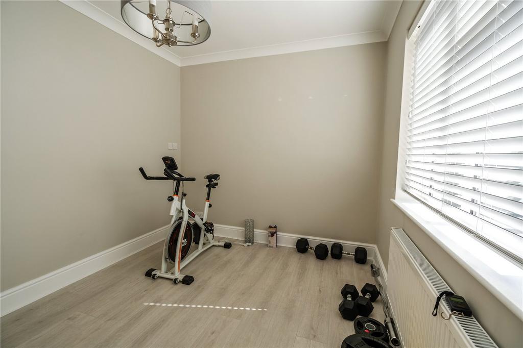 Bedroom 4/Study