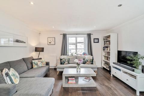 5 Gloucester Lane, Edinburgh, EH3 6ED
