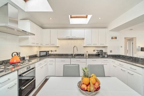 5 Gloucester Lane, Edinburgh, EH3 6ED