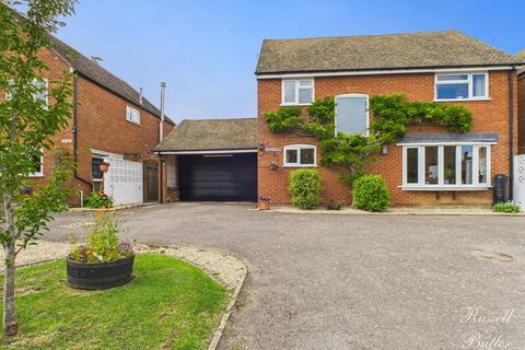 Rivendell Bicester Road, Twyford, Buckingham, MK18 4EJ