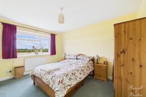 Rivendell Bicester Road, Twyford, Buckingham, MK18 4EJ