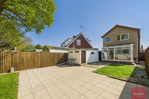 2 bedroom detached house to rent, Ridgeway, Killay, Swansea, SA2