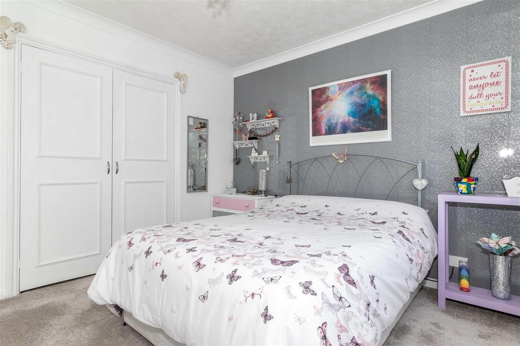 Camargue Court-03.jpg