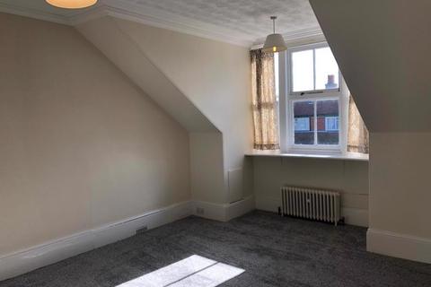 2 bedroom flat to rent, 2 Carden Terrace, Aberdeen, AB10 1US