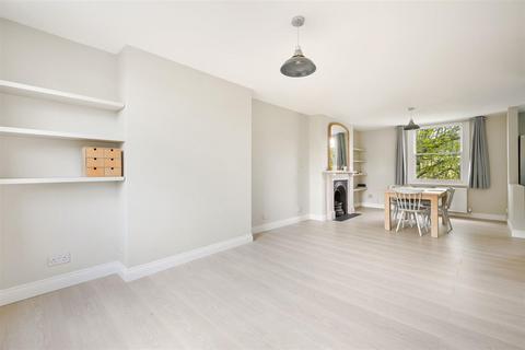 1 bedroom flat for sale, Tufnell Park Road, London, N7