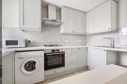 1 bedroom flat for sale, Tufnell Park Road, London, N7