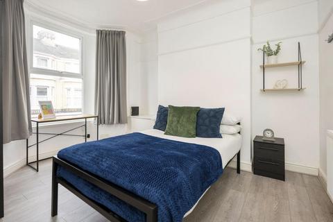 5 bedroom house to rent, Connaught Road, Liverpool L7