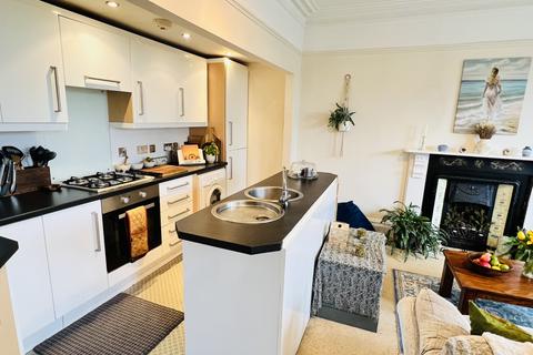 3 bedroom apartment for sale, Pendarves Road, Penzance, TR18 2AJ