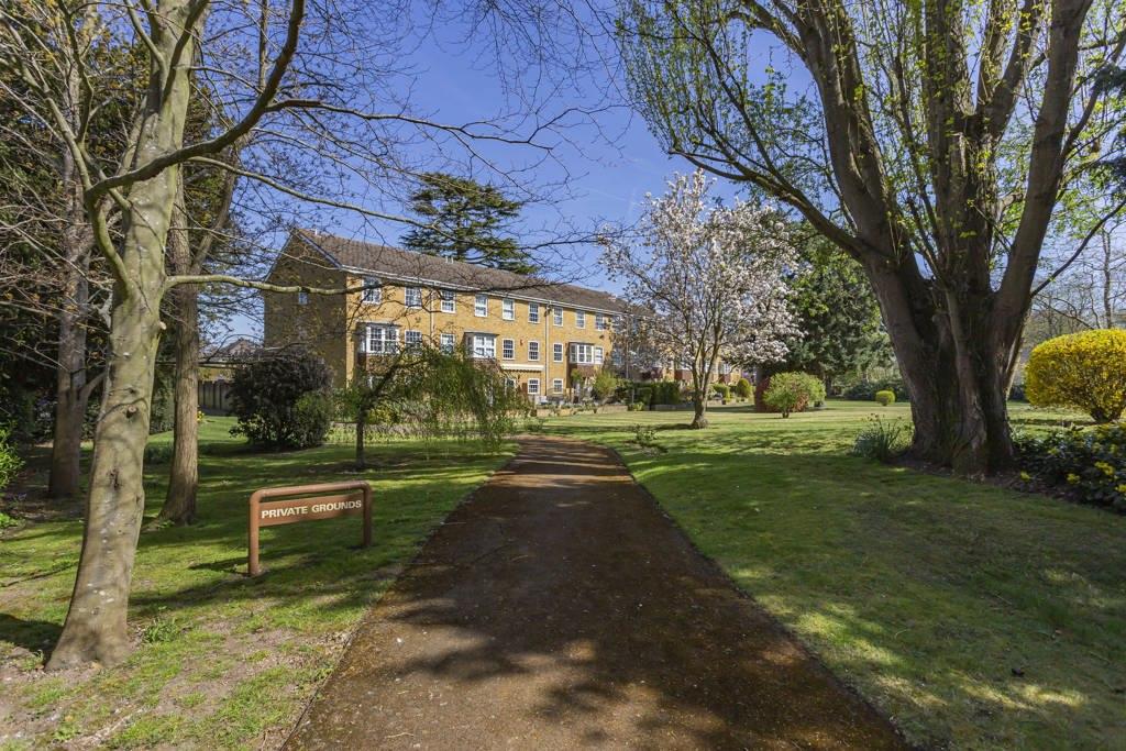 Communal Grounds