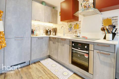 1 bedroom apartment for sale, Verve Apartments, Romford, RM1 3FD