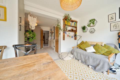 9 Brunswick Terrace, Cambridge, CB5 8DG