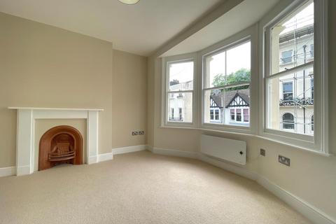 1 bedroom apartment to rent, Roundhill Crescent, Brighton BN2
