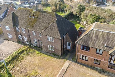 2 bedroom maisonette for sale, Mandeville Road, Aylesbury HP21