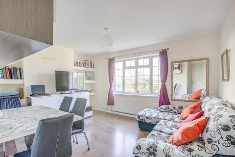 2 bedroom maisonette for sale, Mandeville Road, Aylesbury HP21