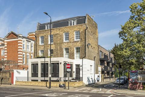 Flat 1, 1 Head Street, London, E1 0QN