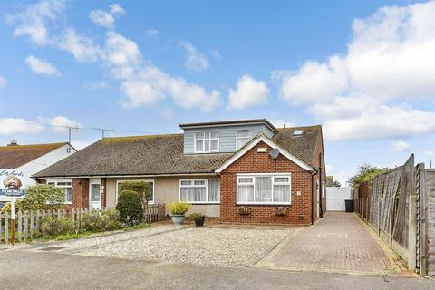 4 bedroom chalet for sale, Woodland Road, Herne Bay CT6