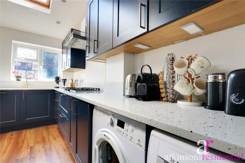 43 Buckingham Close, Enfield, EN1 3JQ