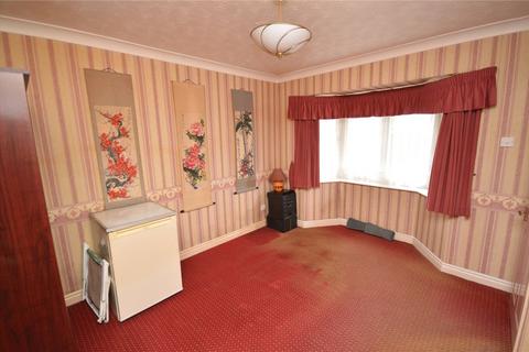 8 Thirlmere Gardens, Leeds, LS11 8HL