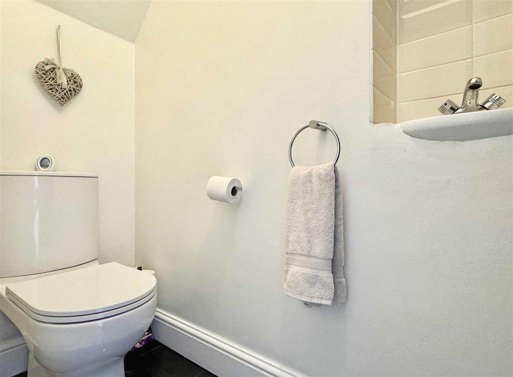 Cloakroom.jpg