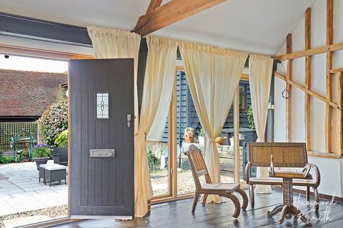 undefined, Epping CM16