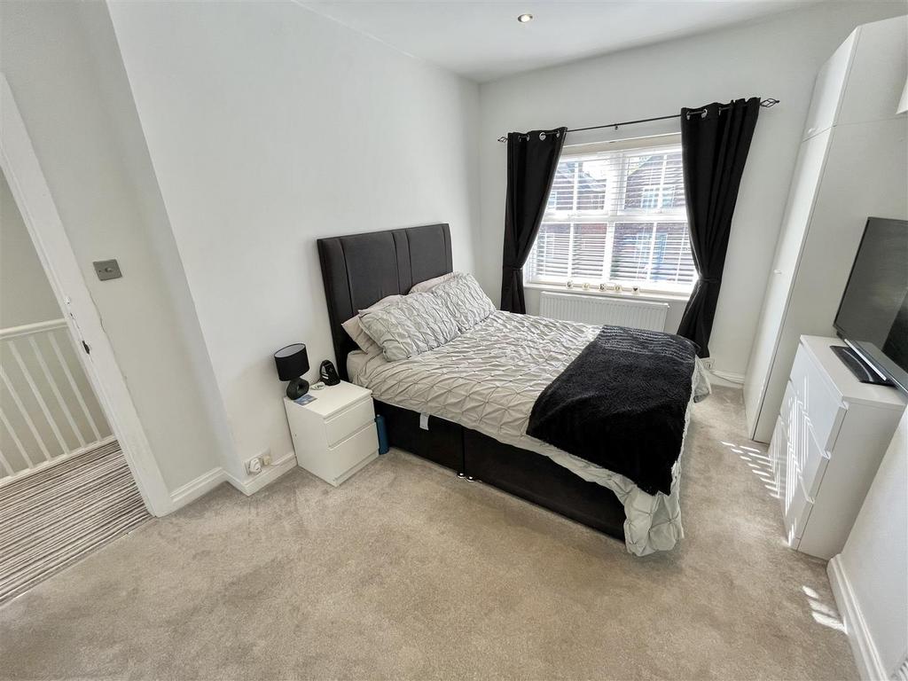 Bedroom 1 Aspect 2