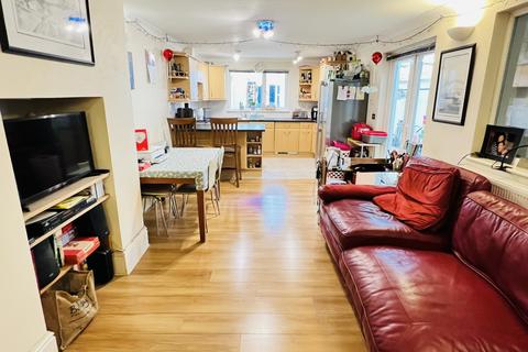 2 bedroom apartment for sale, Penzance, TR18