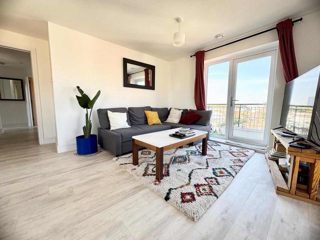 Living/Kitchen/Dining