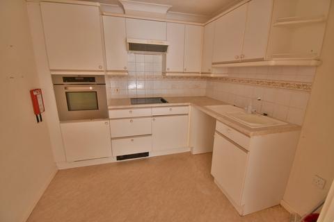 1 bedroom retirement property for sale, Fernlea Avenue, Ferndown, BH22