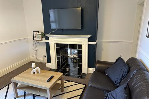 4 bedroom terraced house to rent, Lincoln LN5