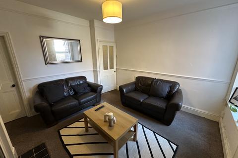 4 bedroom terraced house to rent, Lincoln LN5