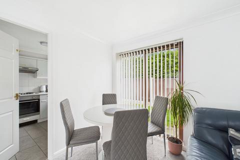 2 bedroom bungalow for sale, St. Johns Court, Nottingham NG4
