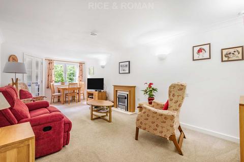 undefined, Manor Road North, Esher KT10
