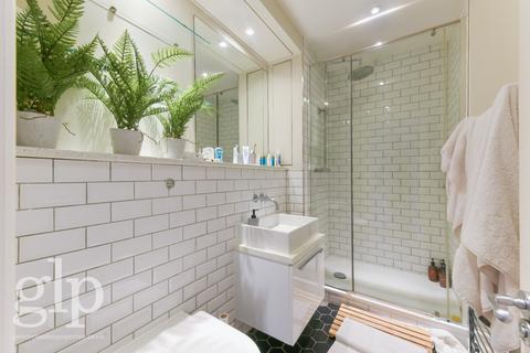 1 bedroom apartment for sale, Wardour Street, London, Greater London, W1F 0TE