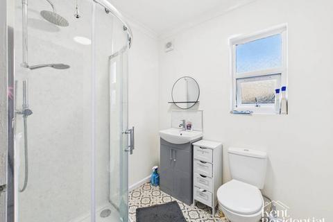 1 bedroom in a house share to rent, Room 3, 172 Rochester Street, Chatham, ME4 6RS