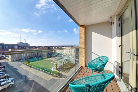 2 bedroom apartment for sale, Coxwell Boulevard, London, NW9