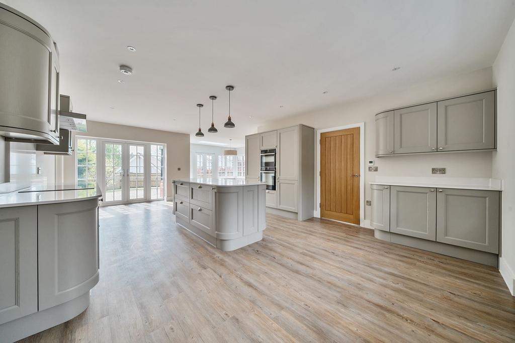 Kitchen / Breakfast Room