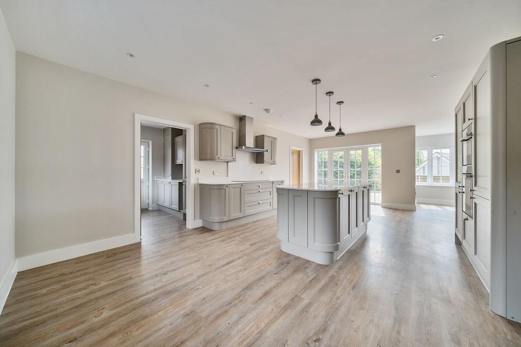 Kitchen / Breakfast Room