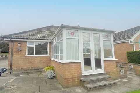 2 bedroom bungalow for sale, Briarfield Avenue, Idle, Bradford, BD10