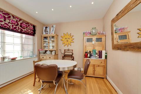undefined, Oakwood Road, Hampstead Garden Suburb